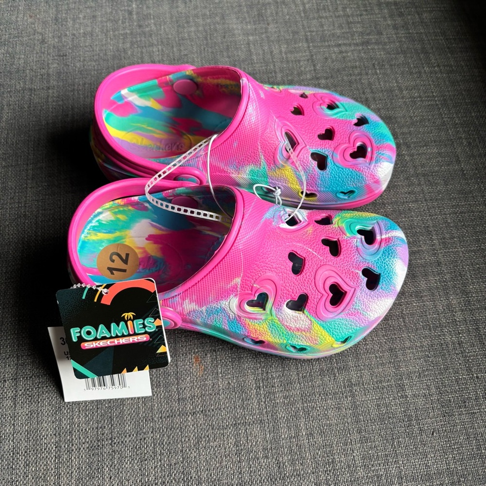 Girl’s Skechers Foamies Hearted Charmer Slip On Clogs Tie Dye Multi Size 12
